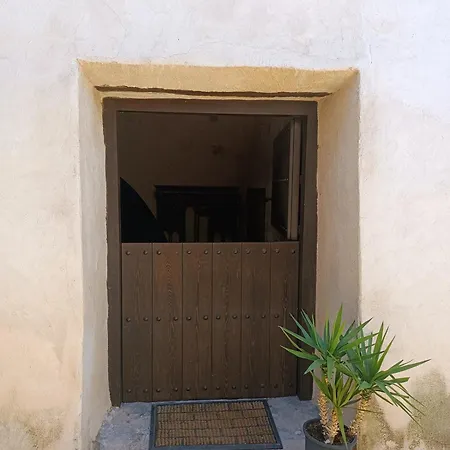 Moliner Apartment *